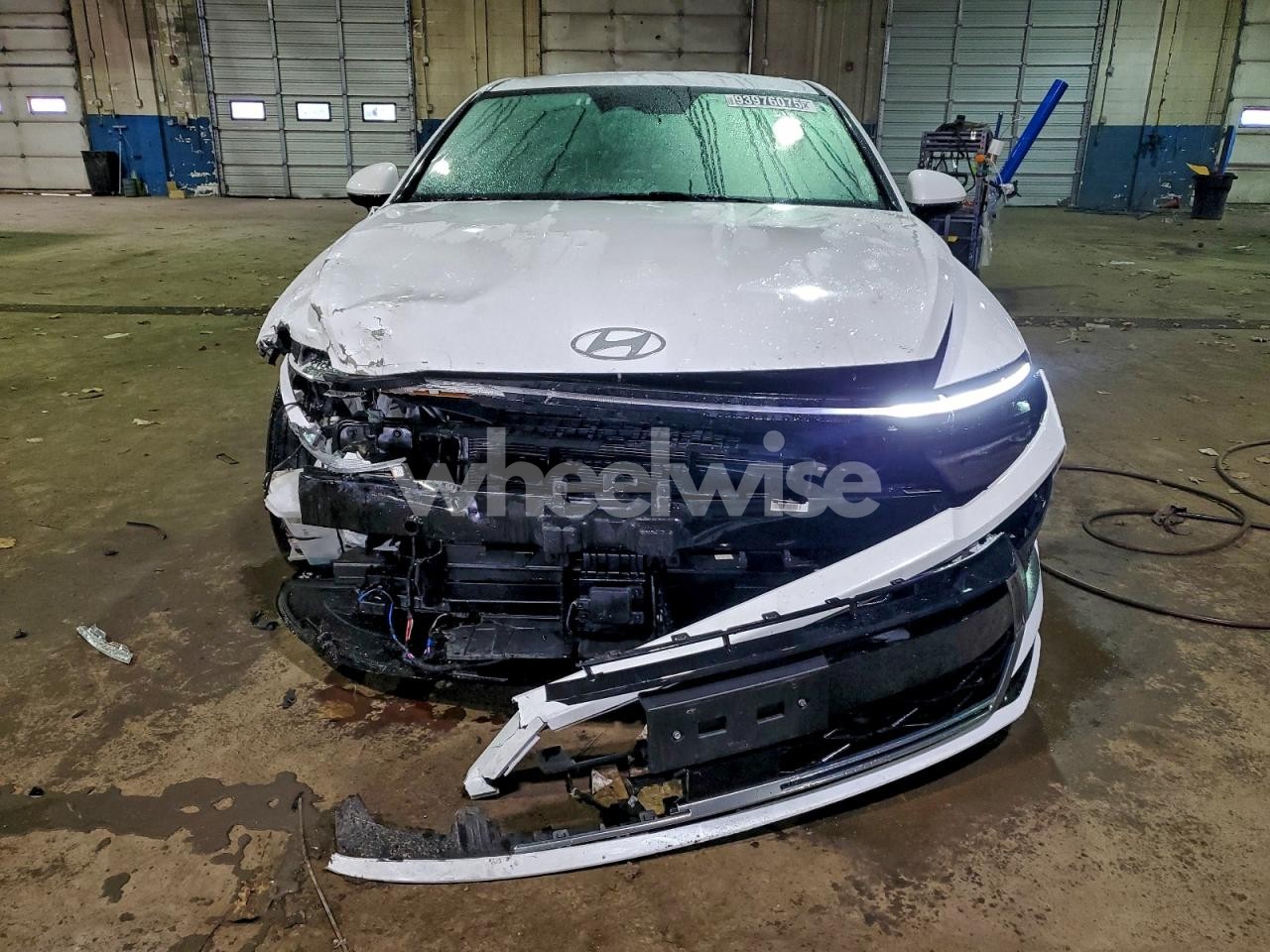 Photo 5 of 2025 HYUNDAI SONATA HYBRID (VIN KMHL34JJ3SA104722)
