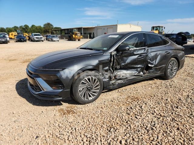 Photo 5 of 2024 HYUNDAI SONATA HYBRID (VIN KMHL34JJ4RA091523)