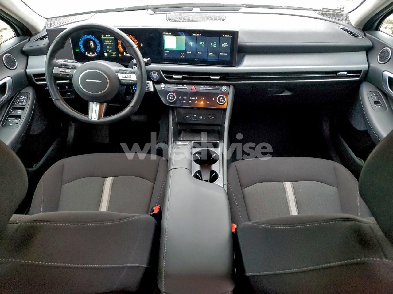 Photo 8 of 2025 HYUNDAI SONATA HYBRID (VIN KMHL34JJ4SA103188)