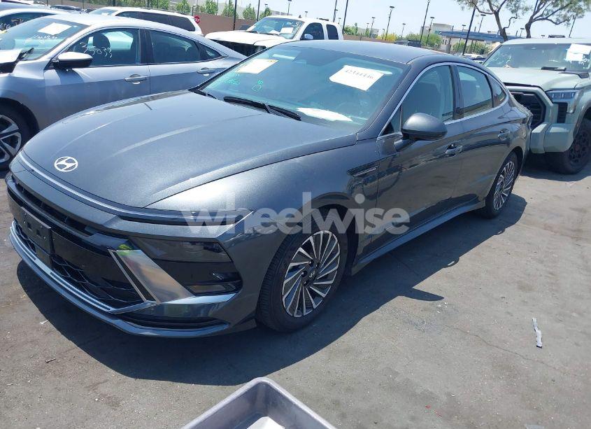 Photo 2 of 2024 Hyundai Sonata HYBRID SEL (VIN KMHL34JJ5RA097329)