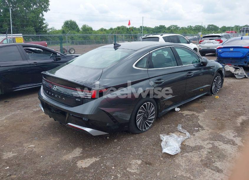 Photo 4 of 2024 Hyundai Sonata HYBRID SEL (VIN KMHL34JJ5RA098531)