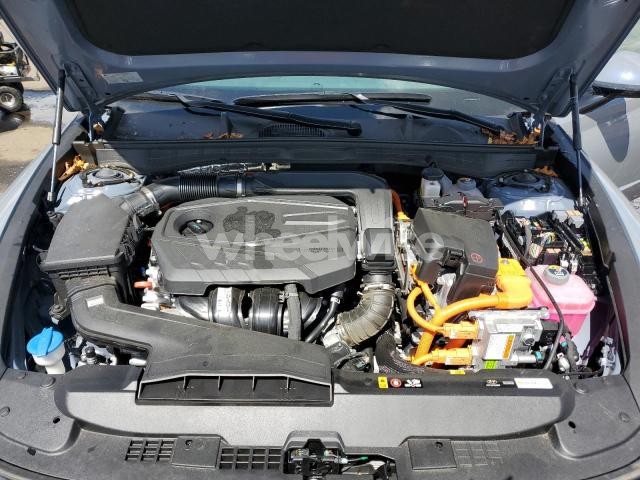 Photo 7 of 2025 HYUNDAI SONATA HYBRID (VIN KMHL34JJ5SA109744)