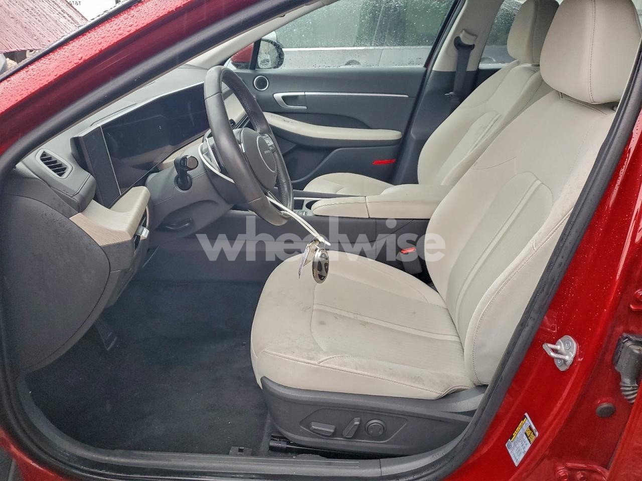 Photo 7 of 2025 HYUNDAI SONATA HYBRID (VIN KMHL34JJ6SA105055)