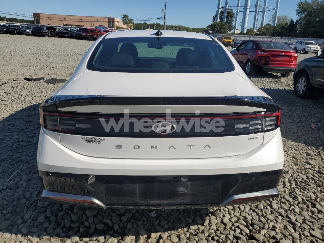 Photo 6 of 2025 HYUNDAI SONATA HYBRID (VIN KMHL34JJ6SA115892)