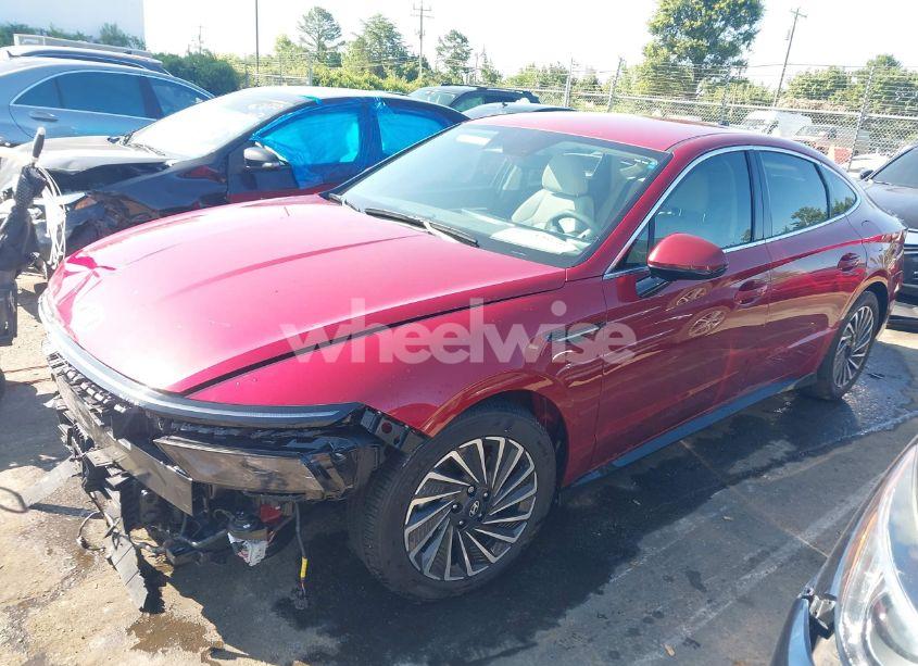 Photo 2 of 2024 Hyundai Sonata HYBRID SEL (VIN KMHL34JJ7RA099678)