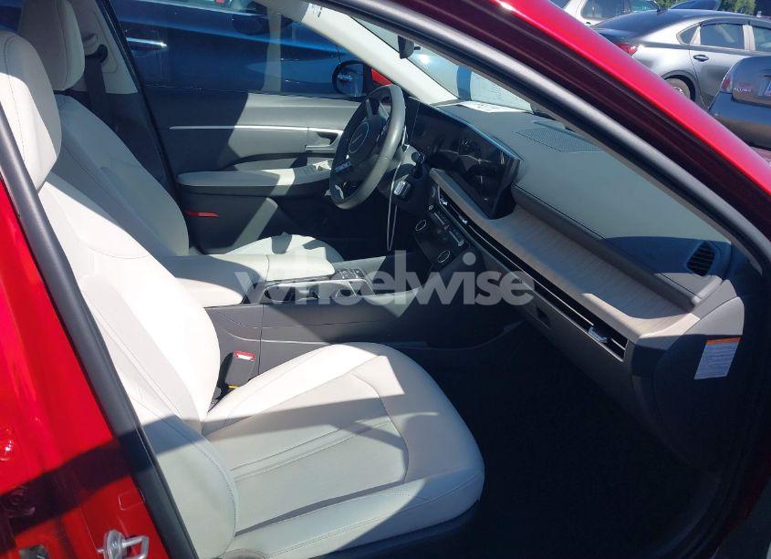 Photo 5 of 2024 Hyundai Sonata HYBRID SEL (VIN KMHL34JJ7RA099678)