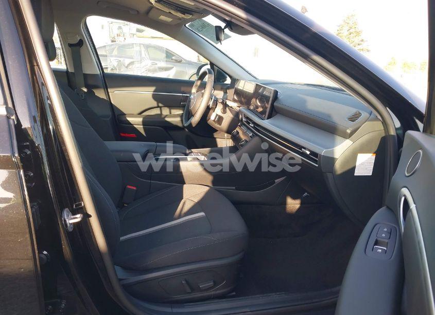 Photo 5 of 2025 Hyundai Sonata HYBRID SEL (VIN KMHL34JJ7SA110443)