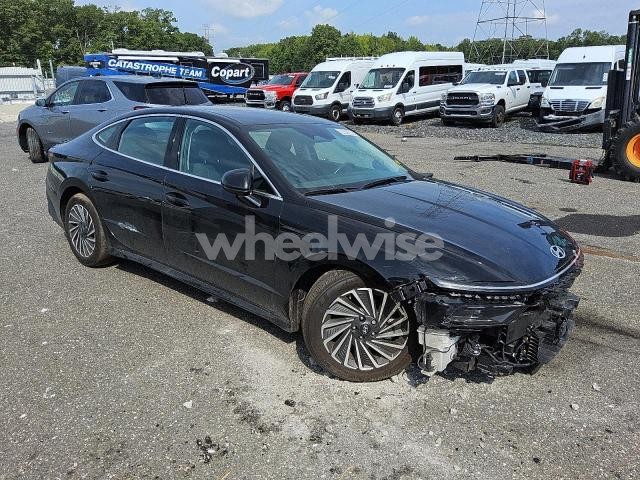Photo 10 of 2024 HYUNDAI SONATA HYBRID (VIN KMHL34JJ8RA090892)