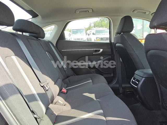 Photo 4 of 2024 HYUNDAI SONATA HYBRID (VIN KMHL34JJ8RA090892)