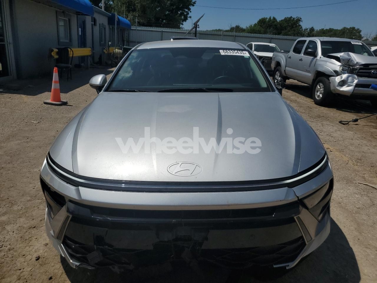 Photo 5 of 2024 HYUNDAI SONATA HYBRID (VIN KMHL34JJ8RA099172)