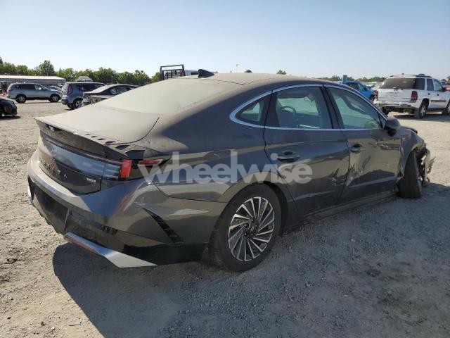 Photo 3 of 2024 HYUNDAI SONATA HYBRID (VIN KMHL34JJXRA102119)