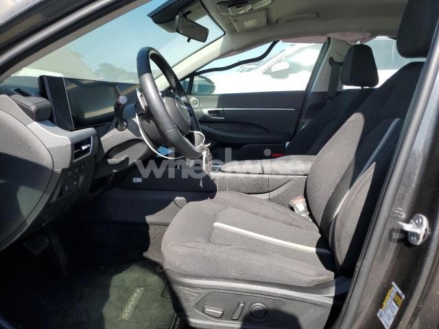 Photo 7 of 2024 HYUNDAI SONATA HYBRID (VIN KMHL34JJXRA102119)