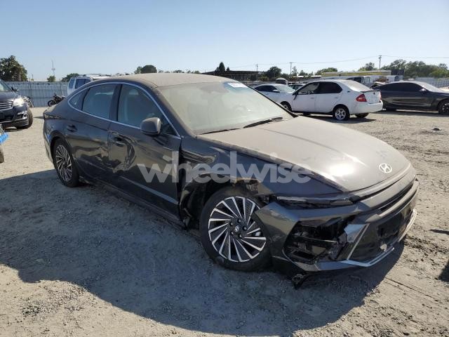 Photo 9 of 2024 HYUNDAI SONATA HYBRID (VIN KMHL34JJXRA102119)