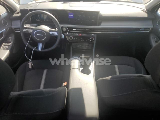 Photo 9 of 2025 HYUNDAI SONATA HYBRID (VIN KMHL34JJXSA103275)