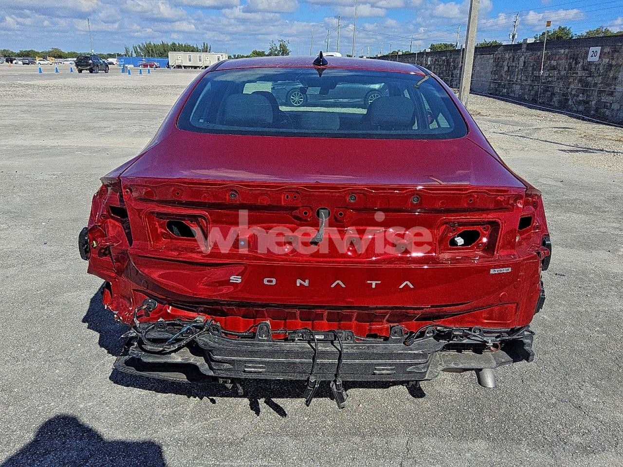 Photo 6 of 2025 HYUNDAI SONATA HYBRID (VIN KMHL34JJXSA106838)