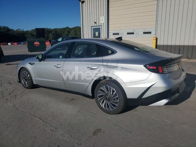 Photo 7 of 2025 HYUNDAI SONATA HYBRID (VIN KMHL34JJXSA122201)