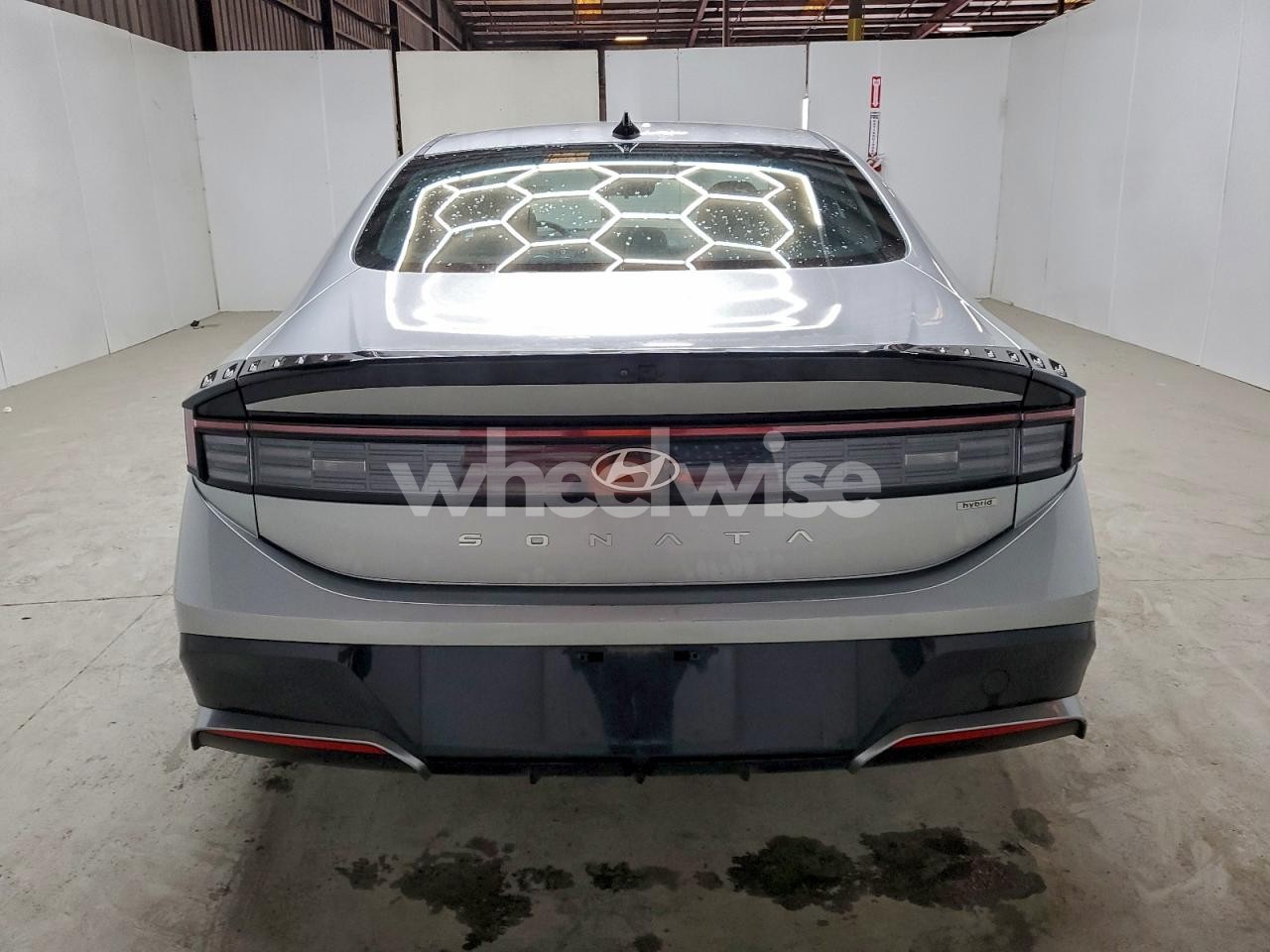 Photo 6 of 2025 HYUNDAI SONATA HYBRID (VIN KMHL34JJXSA123137)