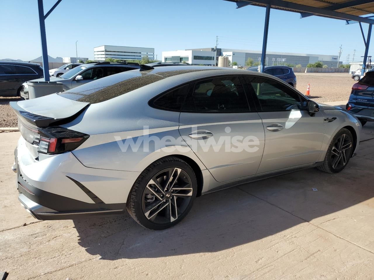 Photo 3 of 2025 HYUNDAI SONATA N LINE (VIN KMHL54JC0SA498949)