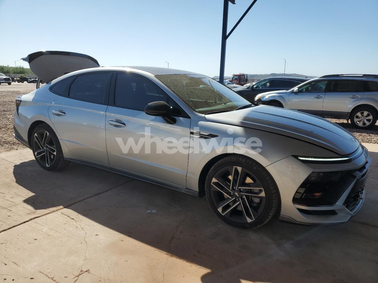 Photo 4 of 2025 HYUNDAI SONATA N LINE (VIN KMHL54JC0SA498949)
