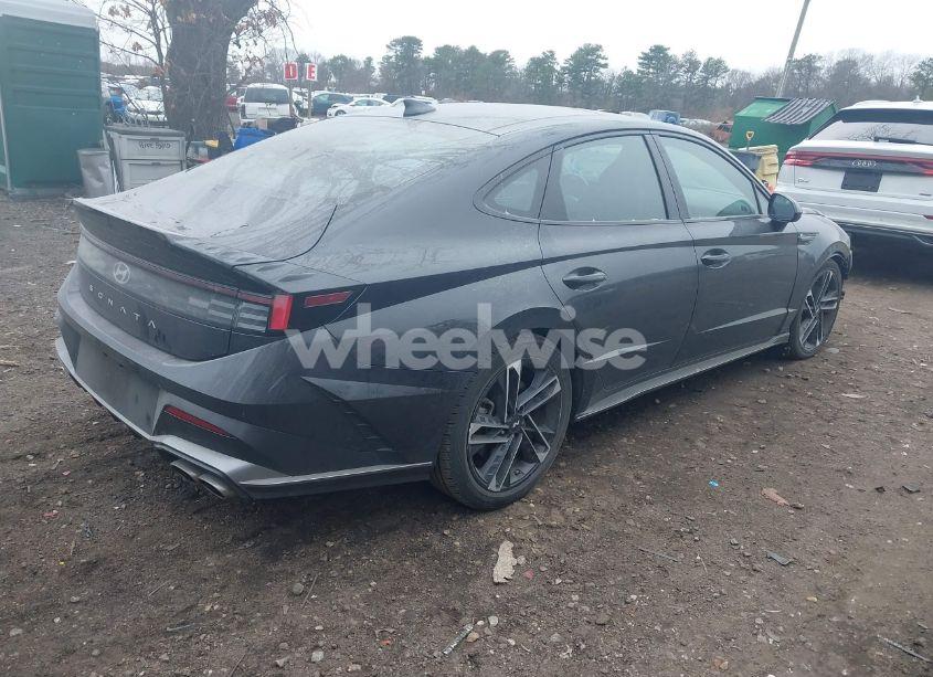 Photo 4 of 2024 Hyundai Sonata N LINE (VIN KMHL54JC1RA401493)