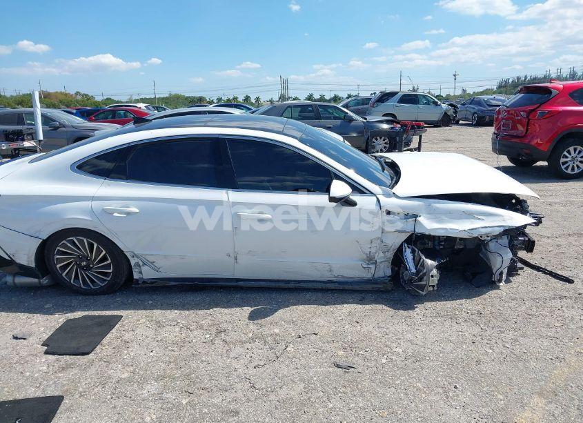 Photo 14 of 2024 Hyundai Sonata HYBRID LIMITED (VIN KMHL54JJ0RA099838)