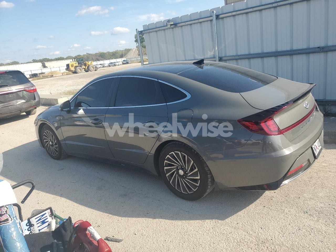 Photo 2 of 2021 HYUNDAI SONATA HYBRID (VIN KMHL54JJ1MA022548)