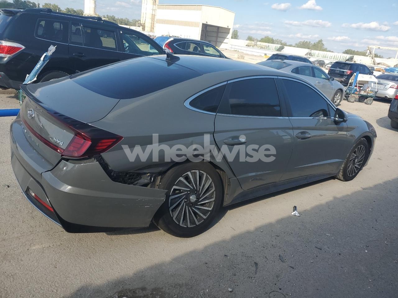 Photo 3 of 2021 HYUNDAI SONATA HYBRID (VIN KMHL54JJ1MA022548)