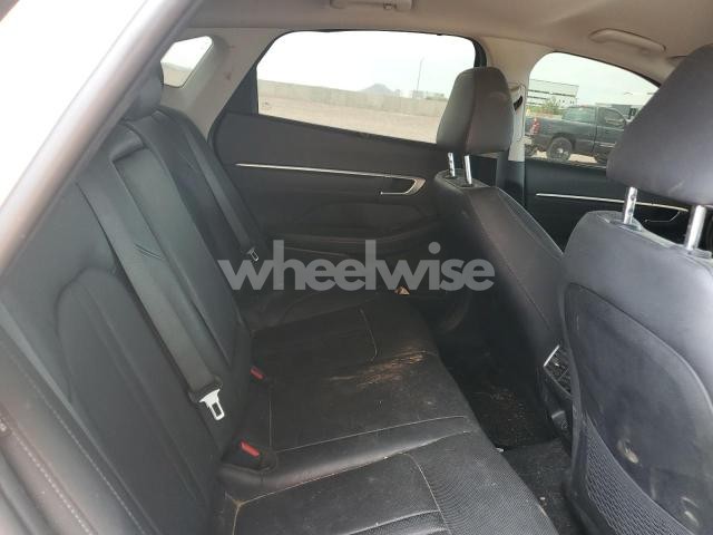 Photo 5 of 2021 HYUNDAI SONATA HYBRID (VIN KMHL54JJ7MA022764)