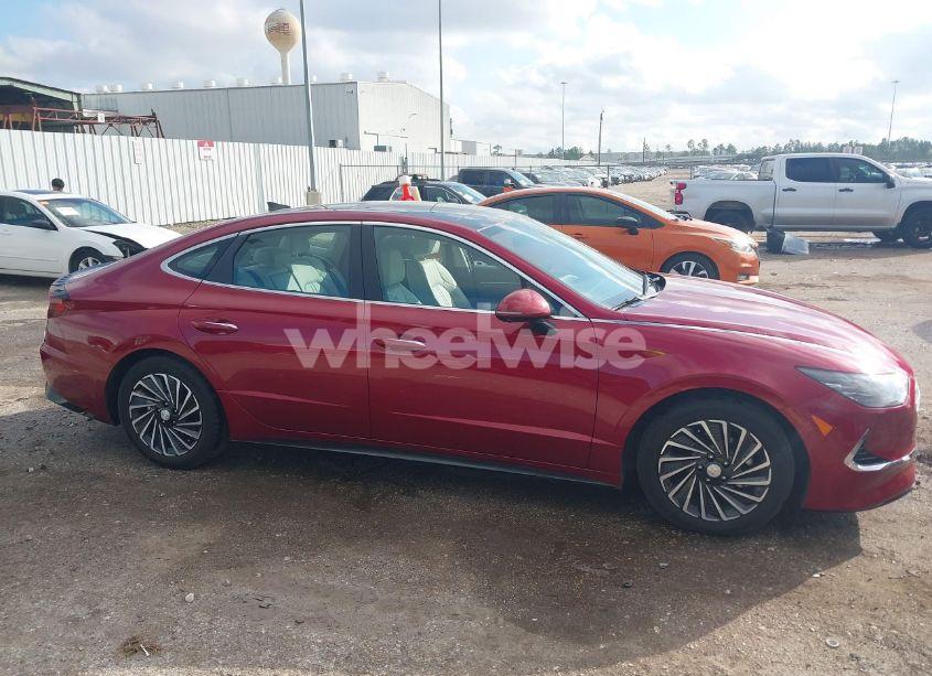 Photo 13 of 2023 Hyundai Sonata HYBRID LIMITED (VIN KMHL54JJ7PA064405)