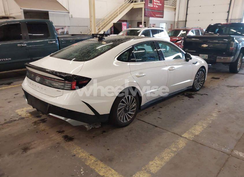 Photo 4 of 2024 Hyundai Sonata HYBRID LIMITED (VIN KMHL54JJ8RA091325)