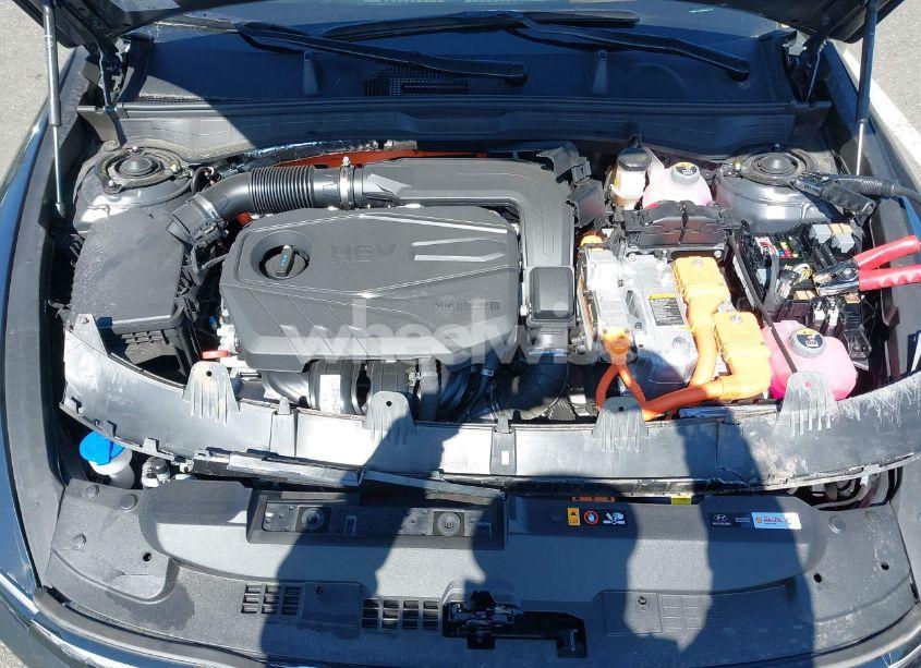 Photo 10 of 2025 Hyundai Sonata HYBRID LIMITED (VIN KMHL54JJXSA106171)