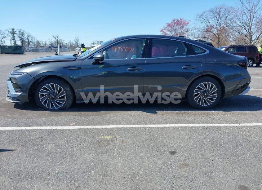 Photo 14 of 2025 Hyundai Sonata HYBRID LIMITED (VIN KMHL54JJXSA106171)