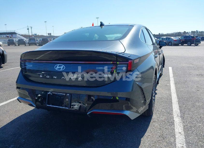 Photo 4 of 2025 Hyundai Sonata HYBRID LIMITED (VIN KMHL54JJXSA106171)