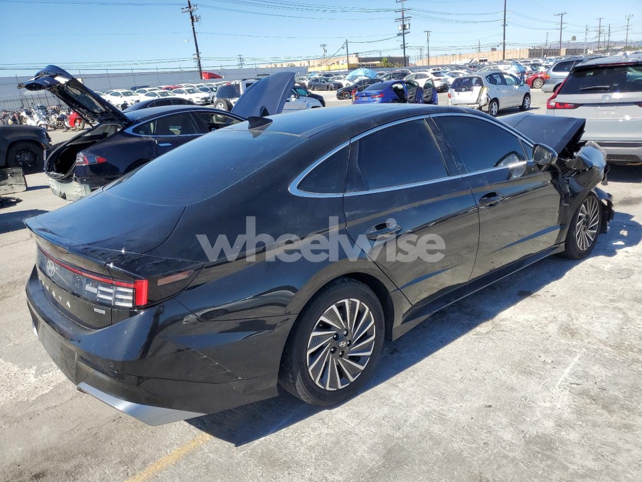 Photo 3 of 2025 HYUNDAI SONATA HYBRID (VIN KMHL54JJXSA106624)