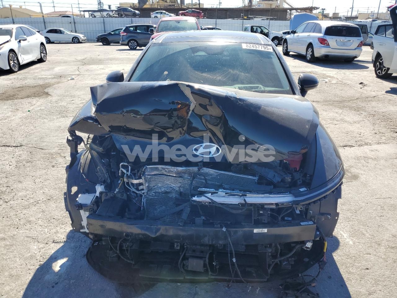 Photo 5 of 2025 HYUNDAI SONATA HYBRID (VIN KMHL54JJXSA106624)