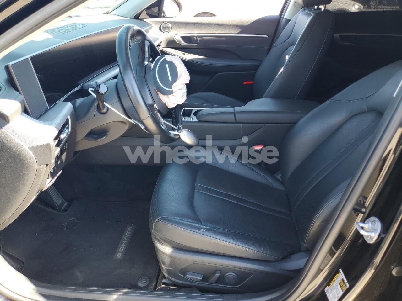 Photo 7 of 2025 HYUNDAI SONATA HYBRID (VIN KMHL54JJXSA106624)