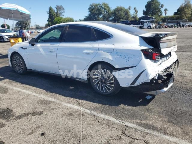 Photo 2 of 2025 HYUNDAI SONATA HYBRID (VIN KMHL54JJXSA119714)