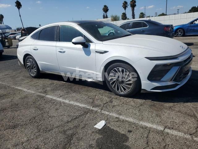 Photo 3 of 2025 HYUNDAI SONATA HYBRID (VIN KMHL54JJXSA119714)
