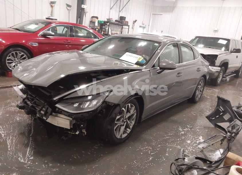 Photo 2 of 2022 Hyundai Sonata SEL (VIN KMHL64JA0NA244450)