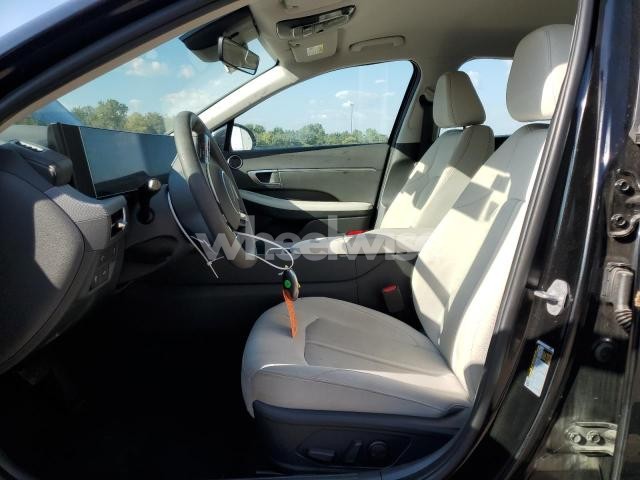 Photo 2 of 2025 HYUNDAI SONATA SEL (VIN KMHL64JA0SA436768)