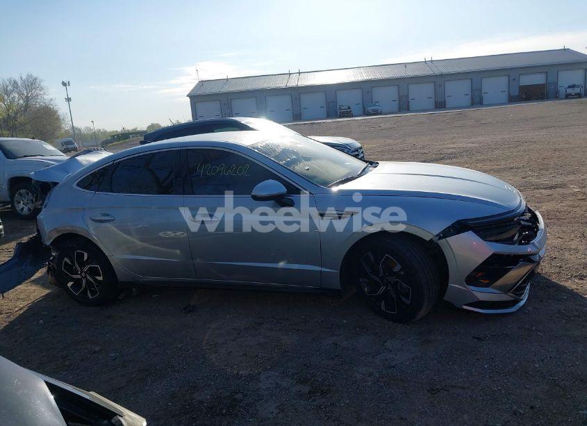 Photo 13 of 2024 Hyundai Sonata SEL (VIN KMHL64JA1RA405166)