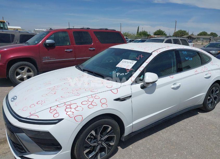 Photo 6 of 2024 Hyundai Sonata SEL (VIN KMHL64JA1RA413428)