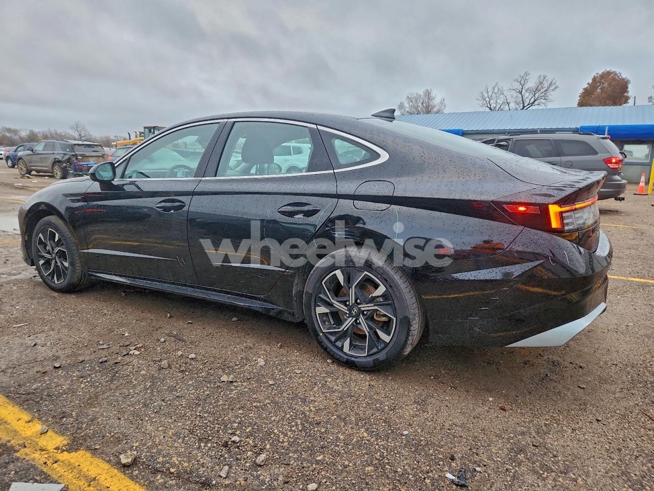 Photo 2 of 2025 HYUNDAI SONATA SEL (VIN KMHL64JA1SA429540)