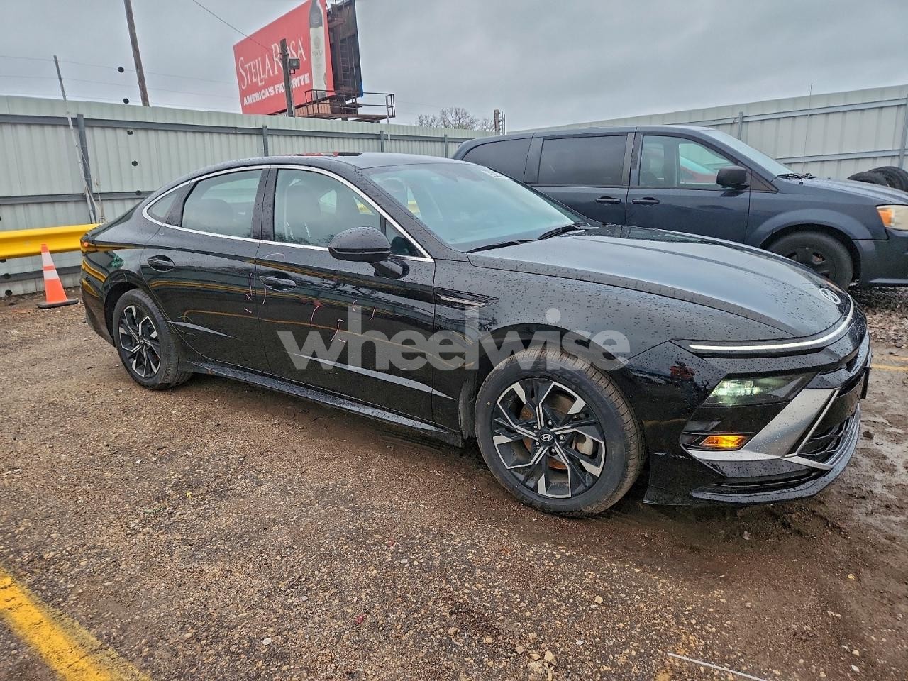 Photo 4 of 2025 HYUNDAI SONATA SEL (VIN KMHL64JA1SA429540)