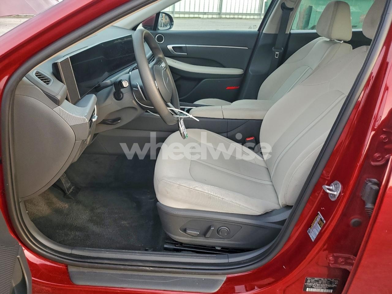 Photo 7 of 2025 HYUNDAI SONATA SEL (VIN KMHL64JA1SA436312)