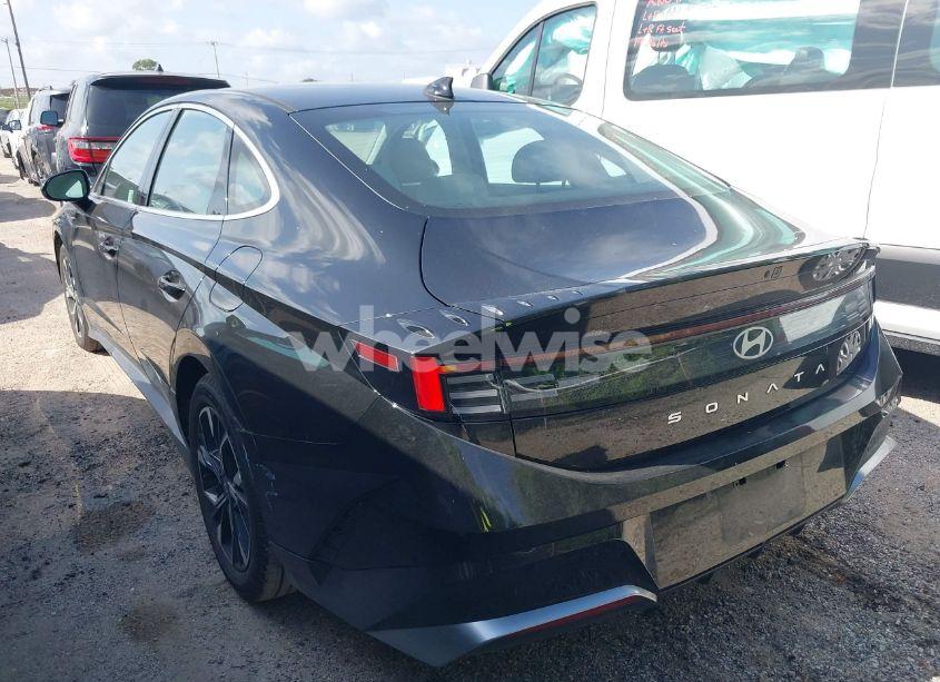 Photo 3 of 2025 Hyundai Sonata SEL (VIN KMHL64JA1SA437721)