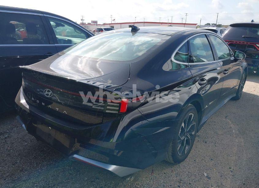 Photo 4 of 2025 Hyundai Sonata SEL (VIN KMHL64JA1SA437721)