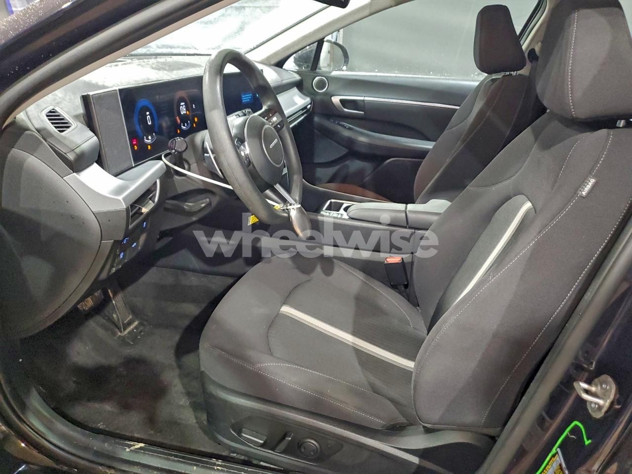 Photo 7 of 2025 HYUNDAI SONATA SEL (VIN KMHL64JA1SA437900)