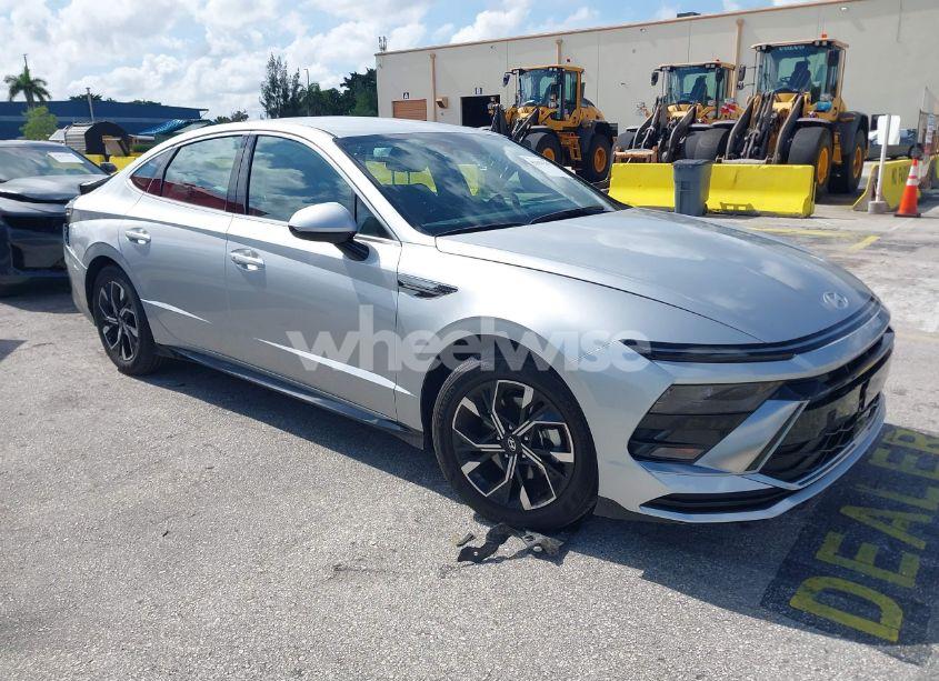 2025 Hyundai Sonata SEL (VIN KMHL64JA1SA448704) main photo