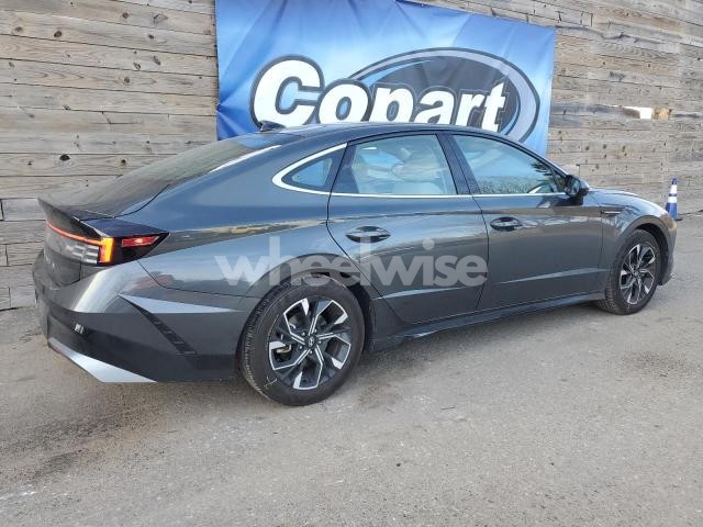 Photo 4 of 2025 HYUNDAI SONATA SEL (VIN KMHL64JA1SA472940)